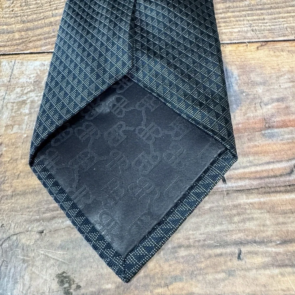 Banana Republic 100% Silk Neck Tie‎ Classic Navy Gray  MEN NWT 2009 Geometric